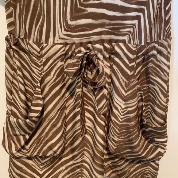 BCBG MAX AZRIA 100% silk brown/cream zebra print dress. Size US S. - Picture 5 of 12